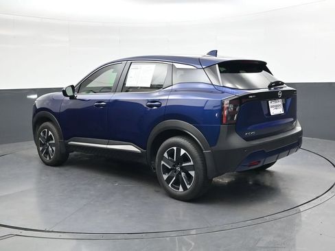 Certified 2025 Nissan Kicks SV image 6