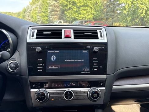Used 2017 Subaru Outback 2.5i Limited AWD/4WD image 7