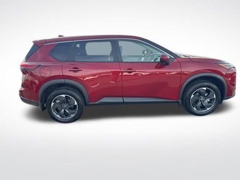 Used 2025 Nissan Rogue SV image 6