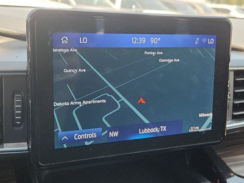 Used 2023 Ford Explorer Limited RWD image 9