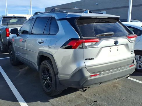 Used 2021 Toyota RAV4 XLE image 3