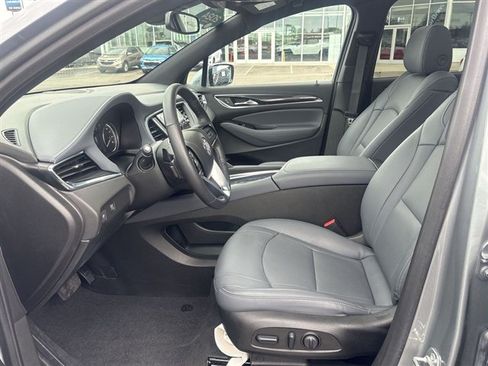 Used 2024 Buick Enclave Essence w/ Experience Buick Package FWD image 19