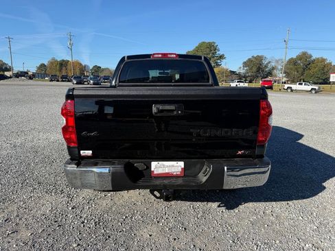 Used 2017 Toyota Tundra SR5 image 6
