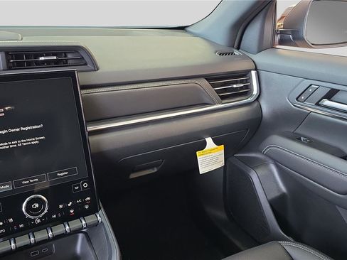 New 2026 GMC Terrain Elevation w/ Elevation Premium Package image 19