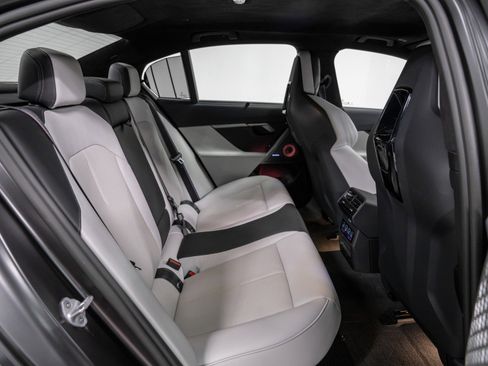 Used 2025 BMW M5 -Carbon Ceramic Brakes, Execut w/ Carbon Package image 27