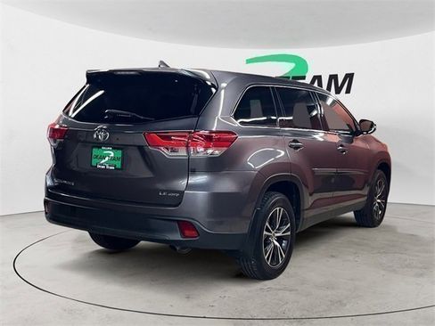 Used 2019 Toyota Highlander Plus image 8