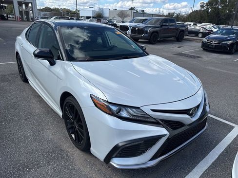 Used 2022 Toyota Camry XSE image 2