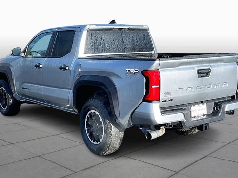 Certified 2024 Toyota Tacoma TRD Off-Road image 11