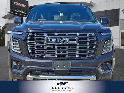 Used 2025 GMC Yukon Denali Ultimate image 3