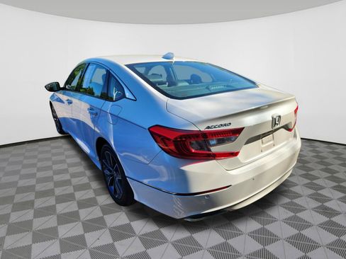 Used 2021 Honda Accord EX-L image 3