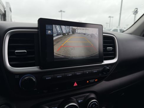 New 2026 Hyundai Venue SEL image 39