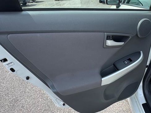 Used 2011 Toyota Prius Three w/ Solar Roof Pkg FWD image 36