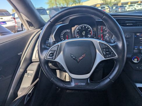 Used 2016 Chevrolet Corvette Z06 w/ 3LZ Preferred Equipment Group image 17
