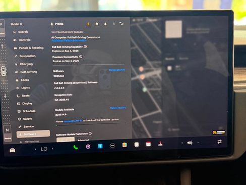 Used 2023 Tesla Model X AWD/4WD image 37