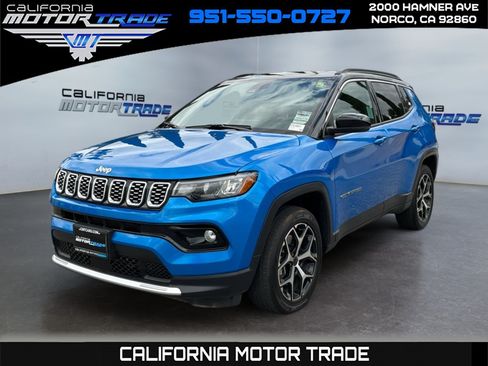 Used 2025 Jeep Compass Limited AWD/4WD image 1