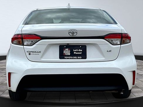 Used 2025 Toyota Corolla LE FWD image 6