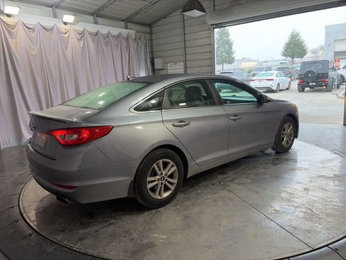 Used 2015 Hyundai Sonata SE w/ Option Group 09 image 8