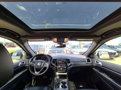 Used 2021 Jeep Grand Cherokee Limited w/ Premium Lighting Group AWD/4WD image 23