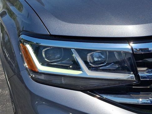 Used 2023 Volkswagen Atlas SE AWD/4WD image 9