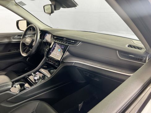 Used 2021 Jeep Grand Cherokee L Limited image 29