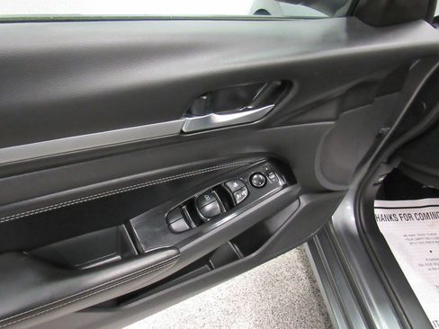 Used 2021 Nissan Altima 2.5 SV FWD image 31