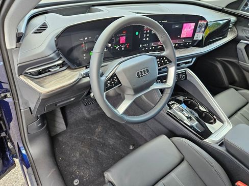 New 2025 Audi Q5 Premium Plus image 9