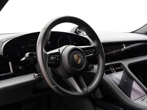 Used 2021 Porsche Taycan 4S w/ Premium Package image 13