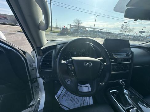Used 2023 INFINITI QX80 Luxe w/ Cargo Package RWD image 11