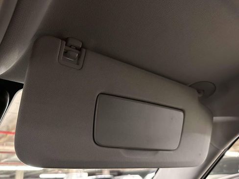 Used 2023 Chevrolet TrailBlazer LT FWD image 30