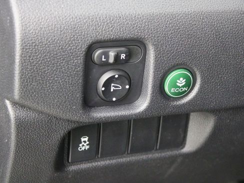 Used 2018 Honda Pilot EX-L image 18