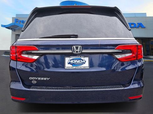 Used 2023 Honda Odyssey EX-L image 5