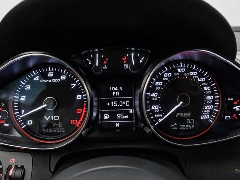 Used 2010 Audi R8 V10 image 81