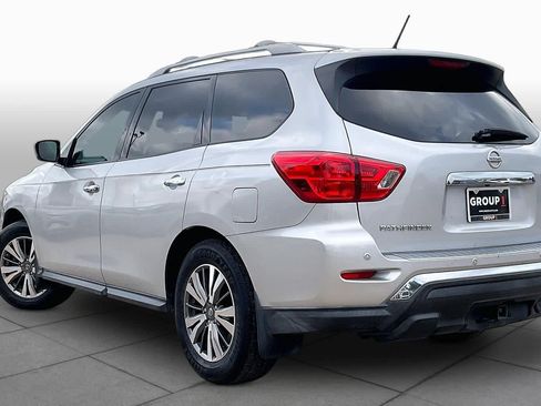 Used 2017 Nissan Pathfinder SL w/ SL Tech Package FWD image 12