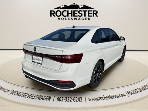 Used 2026 Volkswagen Jetta Sport FWD image 9