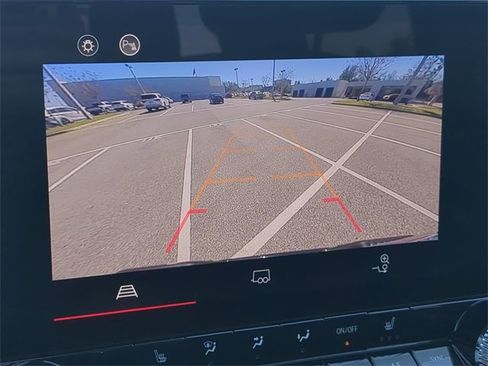 Used 2025 GMC Canyon Elevation w/ Convenience Package image 20