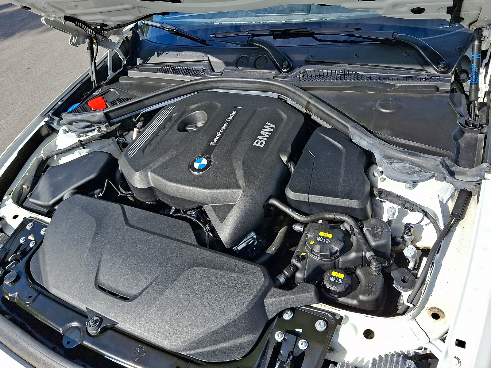 Used 2017 BMW 230i xDrive Coupe AWD/4WD image 30