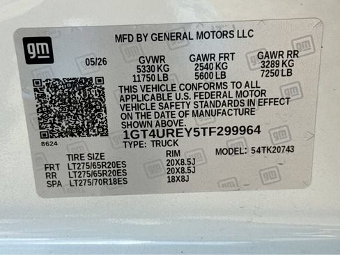 New 2026 GMC Sierra 2500 Denali w/ Denali Reserve Package AWD/4WD image 25