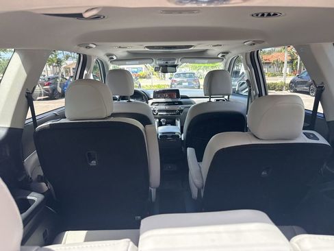 Used 2021 Kia Telluride EX w/ EX Premium Package image 16