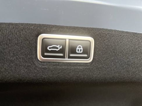 Used 2025 Hyundai Sonata Limited FWD image 16