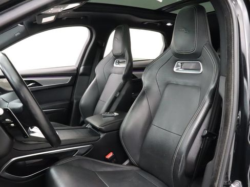 Used 2024 Jaguar F-PACE R-Dynamic S AWD/4WD image 13