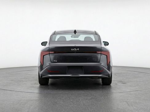 Used 2025 Kia K4 LXS image 7