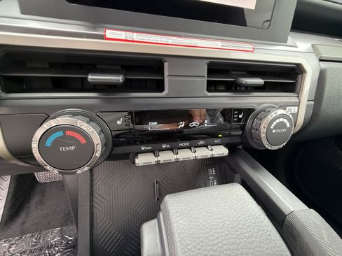 New 2026 Toyota Tacoma SR5 AWD/4WD image 17