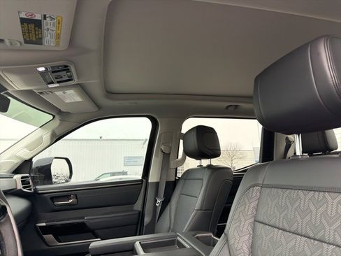 Used 2022 Toyota Tundra Limited image 13