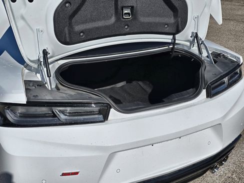 Used 2018 Chevrolet Camaro SS w/ Redline Edition image 20