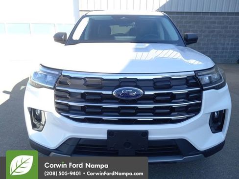 New 2025 Ford Explorer Active w/ Active Comfort Package image 8