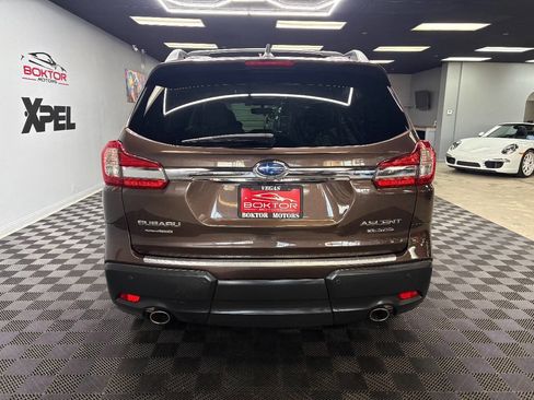 Used 2019 Subaru Ascent Limited w/ Popular Package #3 image 8