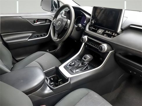Certified 2024 Toyota RAV4 XLE image 28