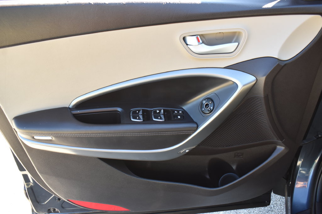 Used 2014 Hyundai Santa Fe Limited AWD/4WD image 19