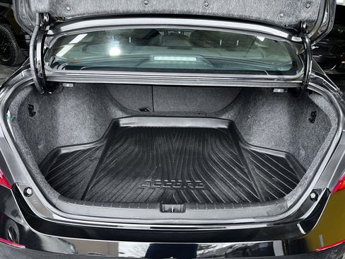 Used 2022 Honda Accord Sport image 25