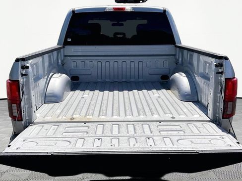 Used 2019 Ford F150 XLT w/ Equipment Group 302A Luxury AWD/4WD image 7
